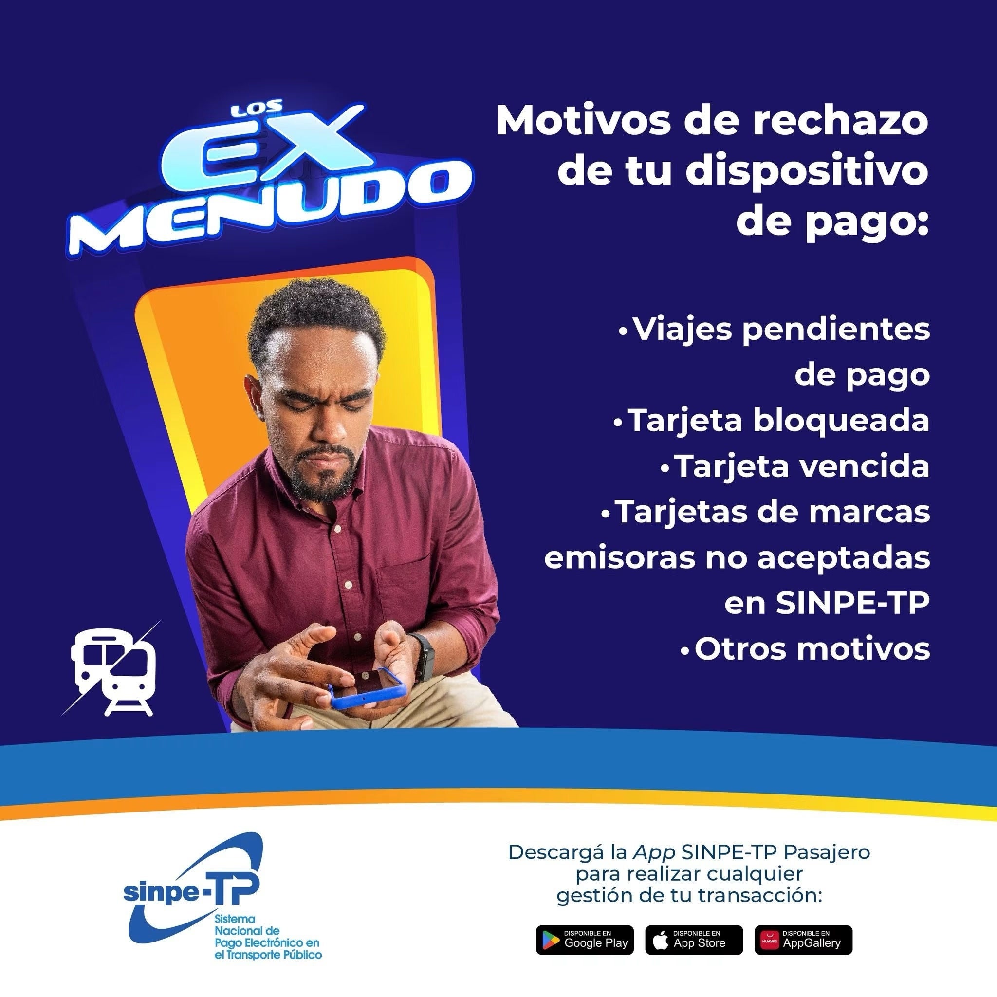 Un persona con un celular en su manos